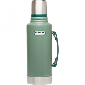 Stanley Classic Insulated Vacuum Bottle | 2 QT Verdes | NRXUC-8362