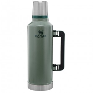 Stanley Classic Legendary Vacuum Insulated Bottle | 2.5 QT Verdes | CRLQF-2748