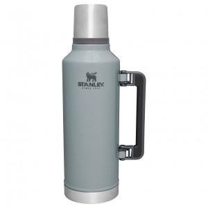 Stanley Classic Legendary Vacuum Insulated Bottle | 2.5 QT Plateados | WODHP-7841