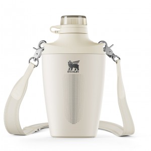 Stanley The Stanley Cross Bottle | 23 OZ Creme | UQYCH-2908