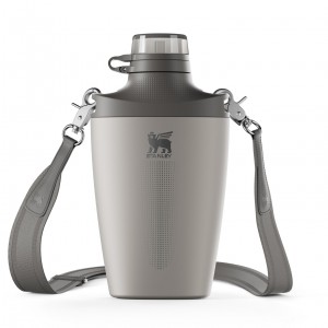Stanley The Stanley Cross Bottle | 23 OZ Ash | PSHJM-0152